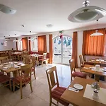 فندق لاكسرهوف 3*