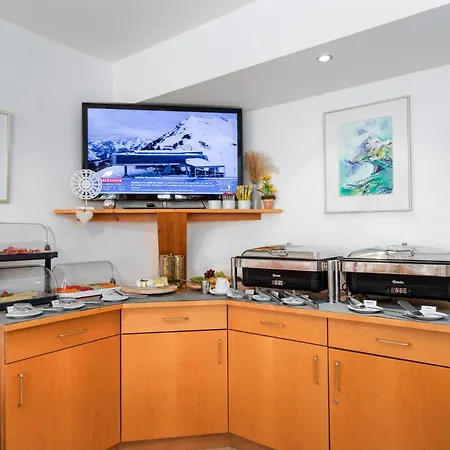 Laaxerhof Готель Обертауерн